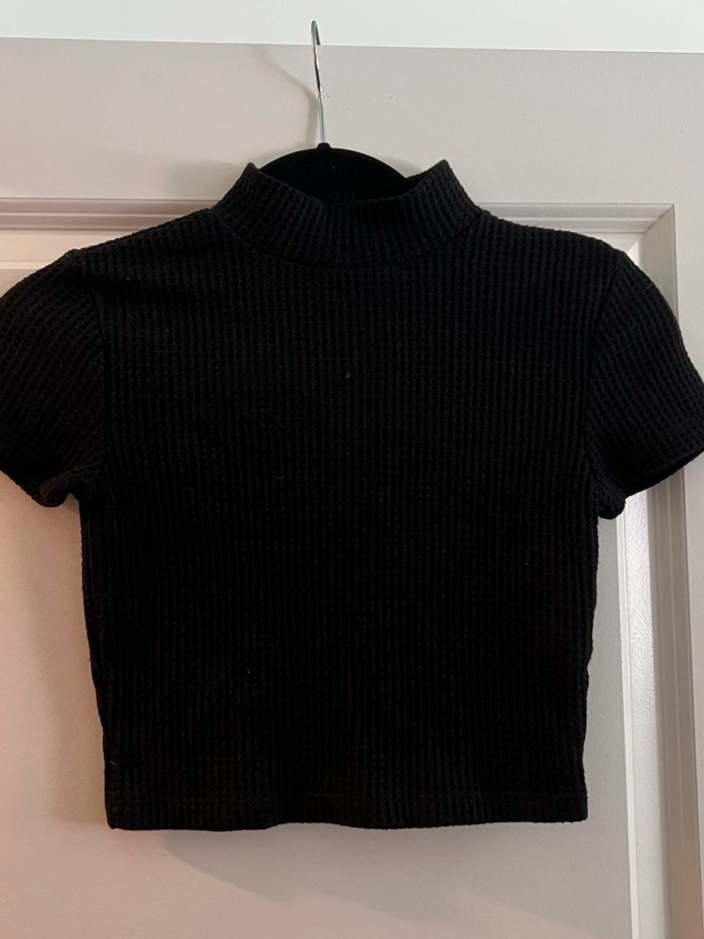 Forever 21 Black Ribbed Mock Neck Crop Top